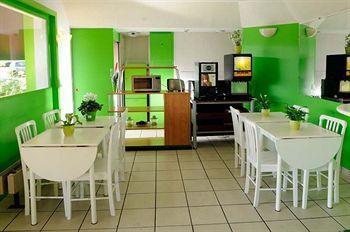 Lemon Hotel Dreux Chartres Eksteriør billede